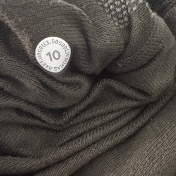 Women's Lilulemon Camouflage Jogger Pants - Picture 8 of 8